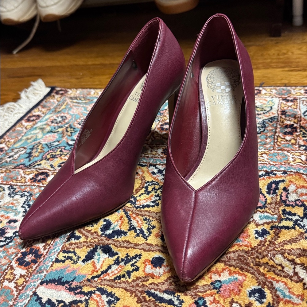 Vince Camuto Burgundy Pointed Toe Heels